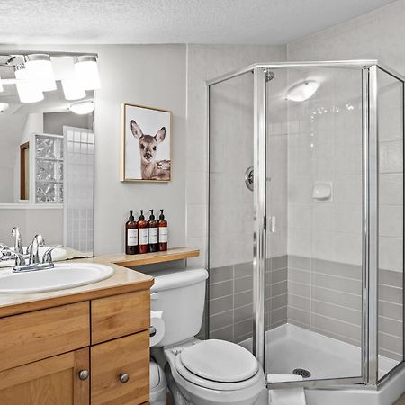 Charming 1 Bdrm Plus Loft With Views Managed By Little Sister Getaways 坎莫尔 外观 照片