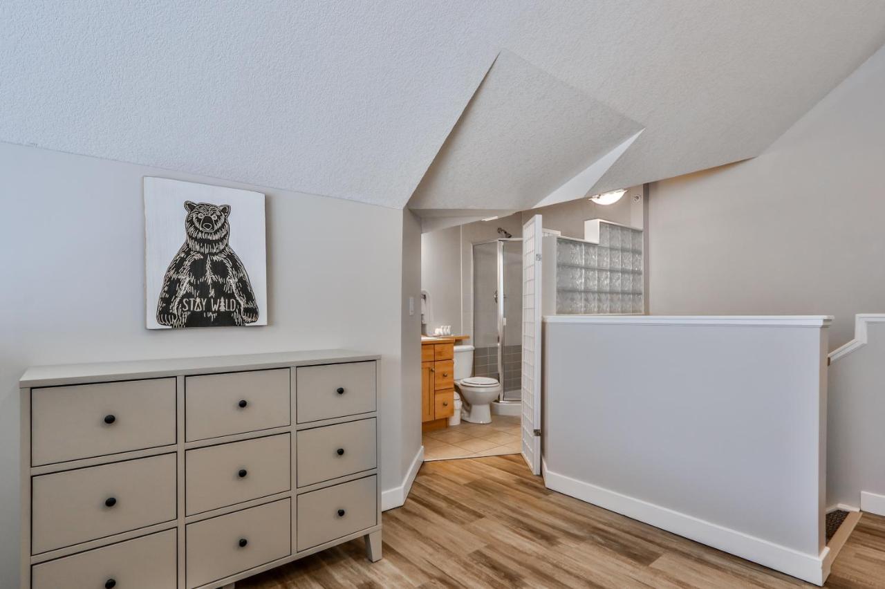 Charming 1 Bdrm Plus Loft With Views Managed By Little Sister Getaways 坎莫尔 外观 照片