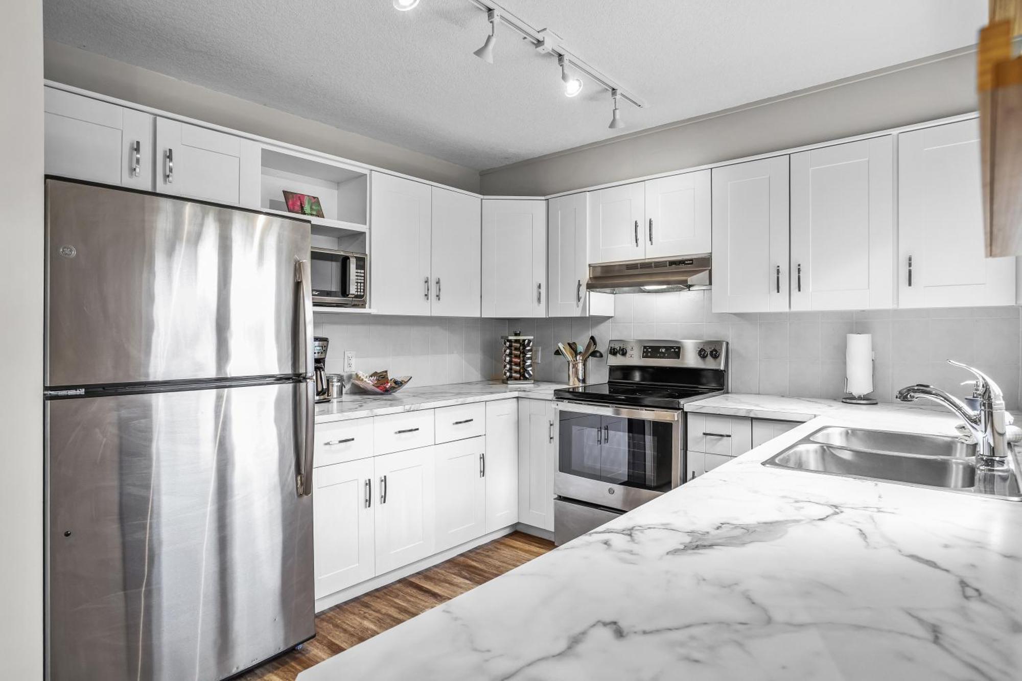 Charming 1 Bdrm Plus Loft With Views Managed By Little Sister Getaways 坎莫尔 外观 照片
